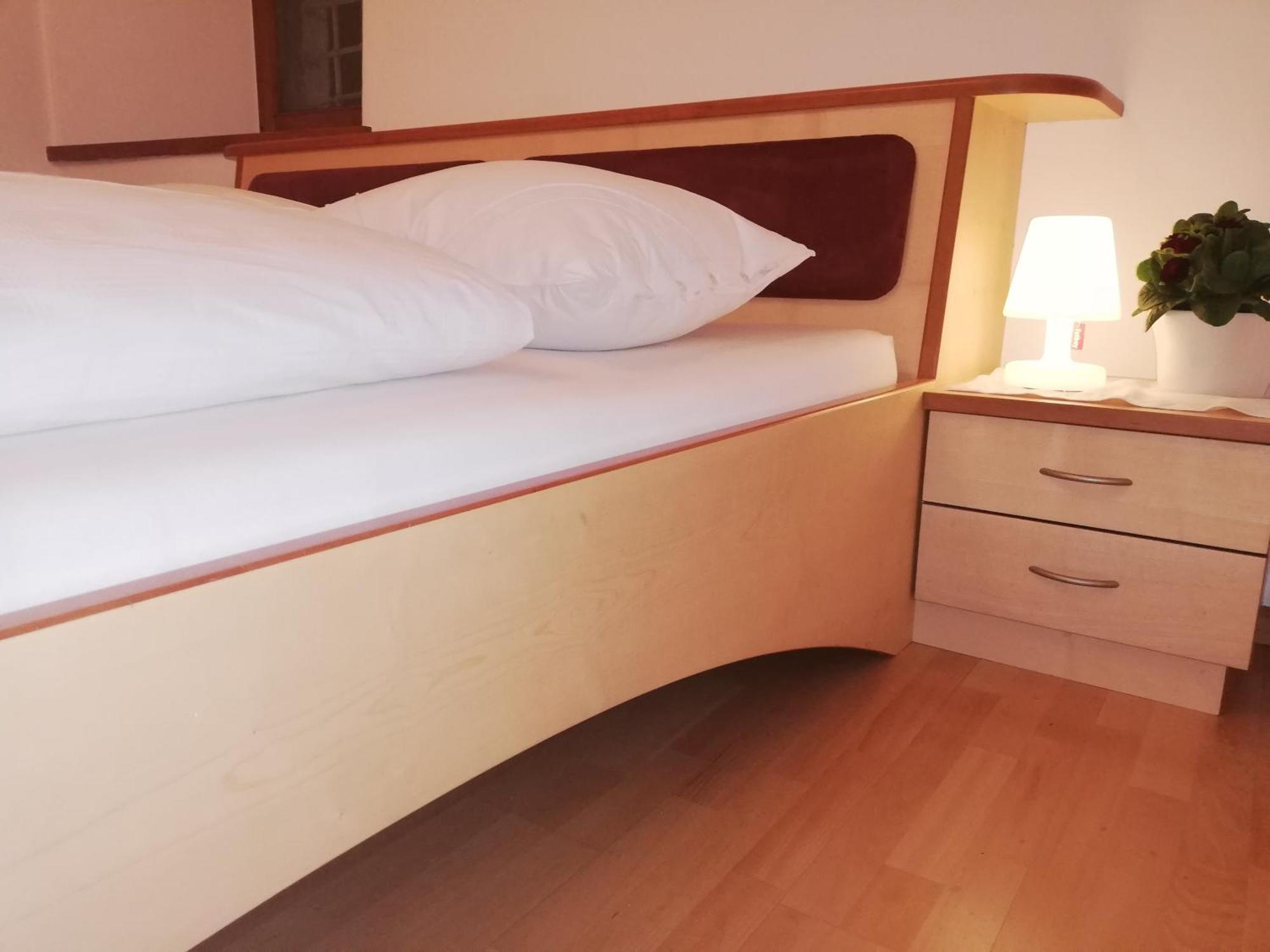 Ansitz Grustdorf Apartment Апиано сула Страда дел Вино Екстериор снимка